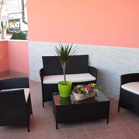Bed&Breakfast La Perla Rosa Pescara Exterior foto