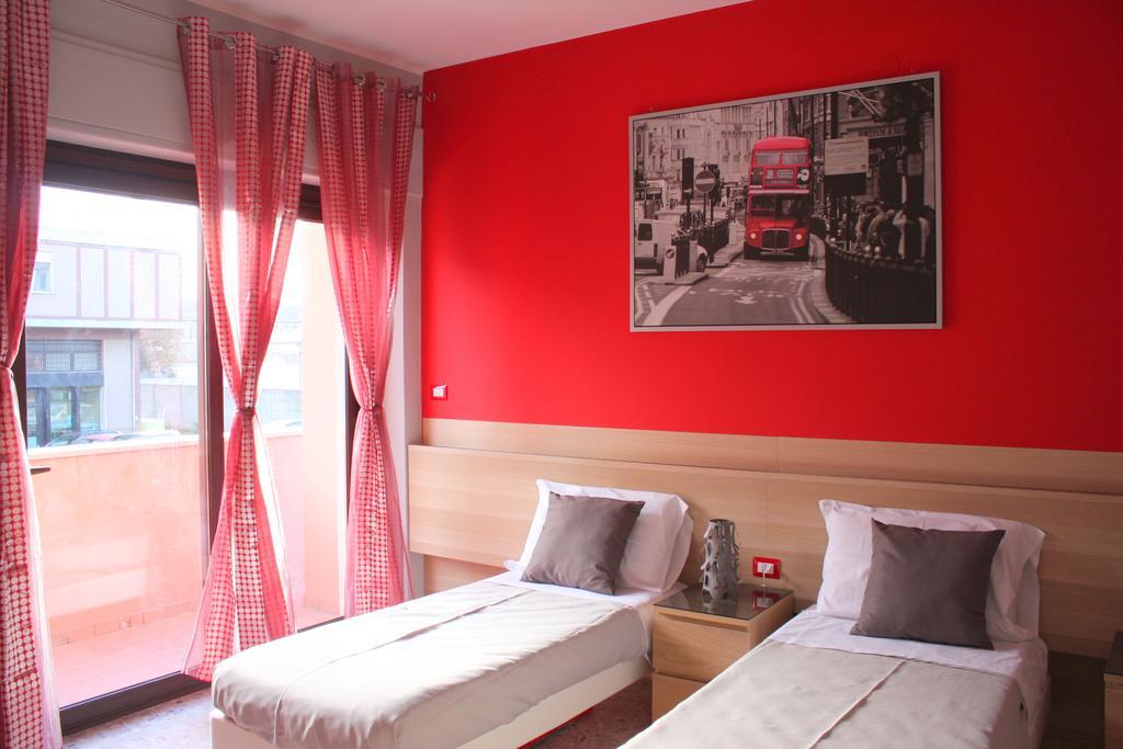 Bed&Breakfast La Perla Rosa Pescara Habitación foto